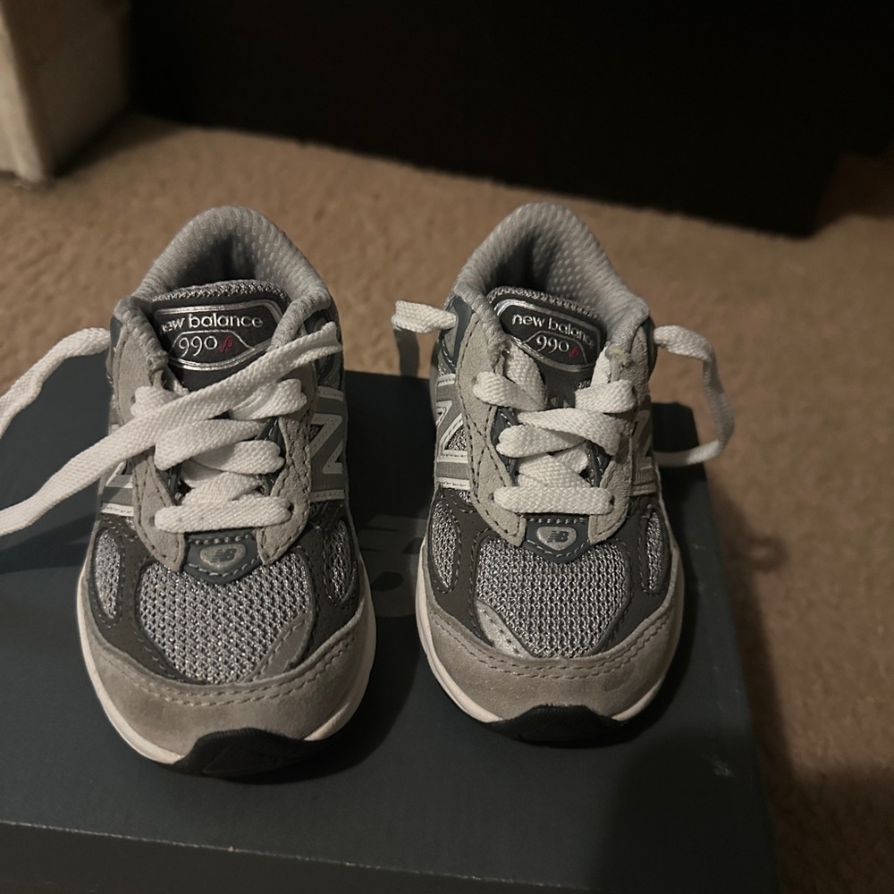 New Balance 990v6 Infant Gray Sneakers